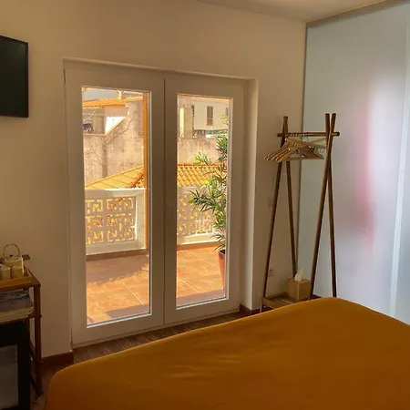 Guest house Stressfree Charm House *