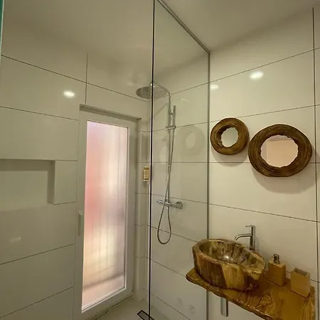 Stressfree Charm House Guest house